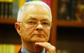 Virgil Măgureanu,  fostul director al SRI, s-a prezentat la Parchetul General