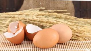 Nu le mai arunca! COJILE DE OU te scapă de CARII