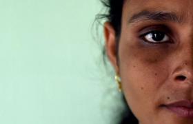 CAZ INUMAN! Au MĂRITAT-O de la 11 LUNI! CALVARUL prin care a trecut o tânără