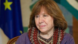 Scriitoarea Svetlana Alexievich a primit Premiul Nobel pentru literatură pe 2015