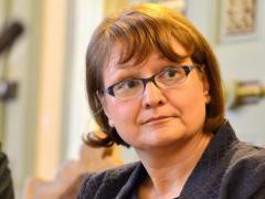 Demisia președintelui CNA, solicitată de mai mulți membri ai Comisiei pentru cultură