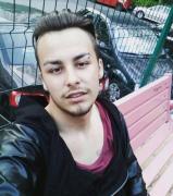 Colectiv: Îţi sfâşie inima! Vlăduţ R. Andy s-a stins chiar de ziua lui! Ar fi împlinit 19 ani