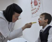 Incredibila poveste a unei românce din SLOBOZIA.  E și MĂICUȚĂ, dar și MEDIC în același timp