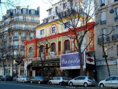 PARIS! Încă o mașină utilizată în atacuri a fost găsită; Au fost descoperite puști Kalașnikov