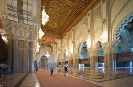 Franţa ia primele măsuri: Moscheile care predică ura vor fi închise