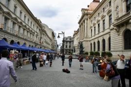 Este interzis prin lege! Nu mai este permis accesul în cădiri cu risc seismic! Adio, CENTRUL VECHI!