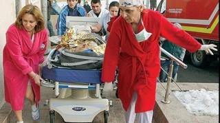 Sora unui rănit la Colectiv: „Scoateţi-i din spitalele din România pe cei care încă mai pot fi salvaţi! Ne-au mințit în față!”