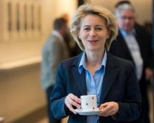 Ministrul german al apărării nu exclude posibilitatea trimiterii de trupe în Siria