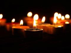 Piaţa Universităţii, din nou ocupată vineri seară. Gestul impresionant pentru victimele Colectiv