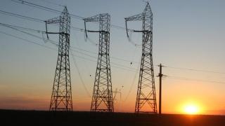 Crimeea în întuneric. Provincia a rămas fără curent electric după ce mai mulţi stâlpi de electricitate au fost aruncaţi în aer