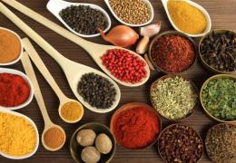 Te vei întreba de ce nu l-ai folosit mai des! Beneficiile lui sunt uimitoare! Este CONDIMENTUL minune!