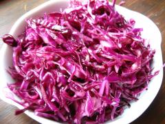 Varza ROŞIE combate şi cea mai GRAVĂ BOALĂ! Iată cum trebuie consumată