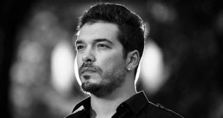 ADRIAN DESPOT le va povesti totul tinerilor din Sibiu!