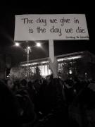 "Ziua în care vom renunța va fi ziua în care vom muri"! Versurile Goodbye to Gravity au ECOU