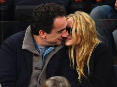 Mary Kate Olsen s-a căsătorit cu Olivier Sarkozy