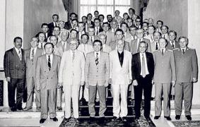 16 Guverne au fost cazate la Palatul Victoria după Revoluție. Văcăroiu, Năstase, Tăriceanu și Ponta, cele mai lungi mandate