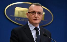 Cîmpeanu: Vom deconta cheltuielile pentru câte un aparținător pentru fiecare pacient transferat în străinătate