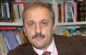 Dîncu: "Nu e o decizie a Guvernului să nu se aloce bani pentru biserici, este vorba de prioritizări"