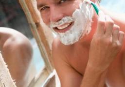 Toți bărbații o folosesc doar pentru un singur lucru, dar CREMA DE RAS are zeci de întrebuințări. E MINUNE la casa omului!