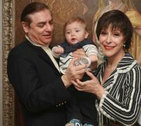 Cum arată fiica secretă a Prințesei Lia!