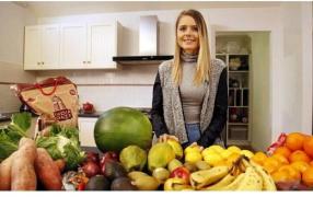 Nu a mâncat şi nu a băut nimic o săptămână pentru a slăbi! Ce a păţit adolescenta după ce a făcut asta este de neimaginat