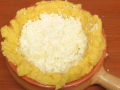 Cum au preparat un bulz din 10 metri de mămăligă, la Târgul de Crăciun