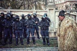 Vorbele unui cioban care au lăsat în urmă ecouri: "Eu cred că şi acolo, în Parlament, își duc câinii. Vai de ţara noastră, ce a ajuns!"