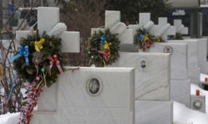 Ceremonie grandioasă la Cimitirul Eroilor Revoluției în memoria celor căzuți în Revoluția Română