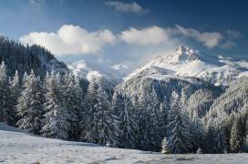 Turiști blocați în Bucegi la minus 18 grade Celsius