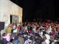 Târgu Jiu: 21 de cupluri se vor căsători la 'Poarta Sărutului' în noaptea de Anul Nou