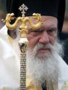 Arhiepiscopul Greciei: "Balcanii vor deveni un 'butoi cu pulbere' dacă imigranții vor fi blocați în regiune"