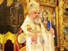 Patriarhul Daniel: "Renunţăm la salariile de la stat dacă statul dă înapoi proprietăţile BOR luate abuziv"