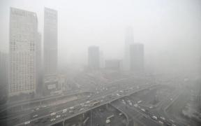 Beijing: A fost declarat, în premieră, cod roșu de poluare atmosferică