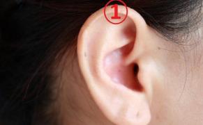 Medicii au fost ȘOCAȚI și au început să ia notițe. Ce se întâmplă dacă îți prinzi lobul urechii într-un CÂRLIG DE RUFE