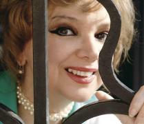 UNDE locuiește Aimee Iacobescu, actrița care s-a văitat că moare de foame! Locuința este situată într-o zonă REZIDENȚIALĂ