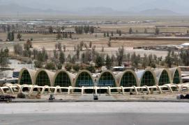 Afganistan: Cel puţin opt morţi, în ofensiva talibanilor asupra aeroportului din Kandahar