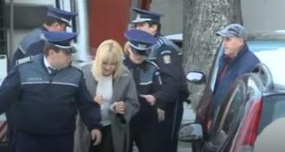 Udrea, mesaj pe Facebook: Voi încerca să comunic cu voi și să spun adevărul așa cum îl știu eu