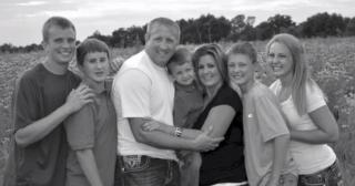 A murit de cancer, iar după doi ani şi-a şocat apropiaţii! Familia a primit o scrisoare de la ea