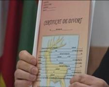Guvernul permite creşterea taxei de divorţ