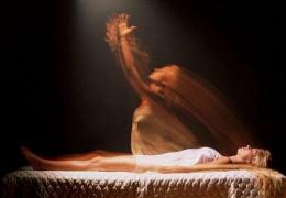 Cele ȘAPTE LUCRURI care se petrec cu CORPUL UMAN după moarte