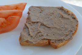 Postul vine, pericolul NU trece! De ce trebuie SĂ EVIȚI conserva de pate vegetal