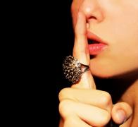 Merg până în pânzele albe! Ce interese ascunse au ZODIILE