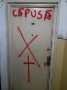 IREAL! Ce i-au făcut VECINII unui DATORNIC LA ÎNTREȚINERE!