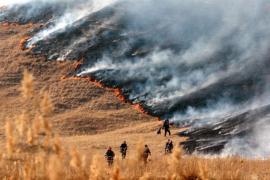 Mii de persoane evacuate în Chile, din cauza unui incendiu de vegetaţie
