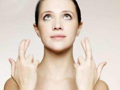 Norocul fuge de RACI! Acestea sunt cele mai ghinioniste ZODII