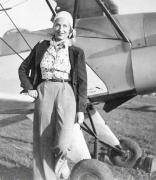 Românce care au schimbat lumea! Irina Burnaia, prima femeie PILOT