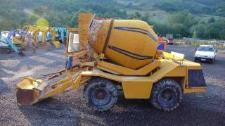 Senatorii cumpără betonieră!