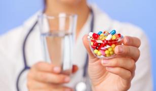 Iei ANTIBIOTICE? Iată ce ALIMENTE trebuie să eviţi