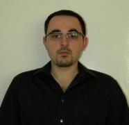 Fostul prodecan din ASE determina studenţii să-i dea mită spunându-le că au lucrări îndoielnice