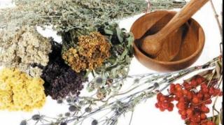 Gândește-te de DOUĂ ORI înainte! REMEDII BIZARE din POPOR pe care ar trebui să le EVIȚI